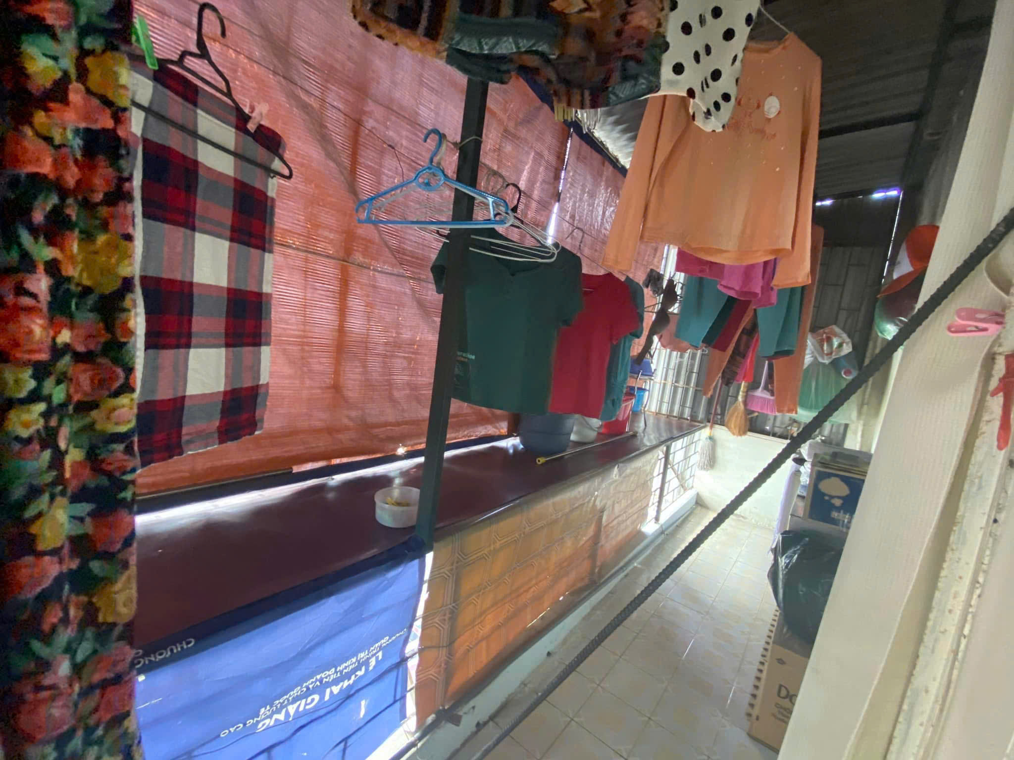 Cho thuê căn hộ Tập thể tầng 5 Thái Thịnh, 65m2, 2 ngủ, 8 Triệu Full đồ vào ngay - Ảnh 4